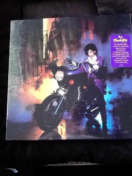 Prince Purple Rain Sealed Scarce ltd edition 12 x 12 pic box set CD and Video